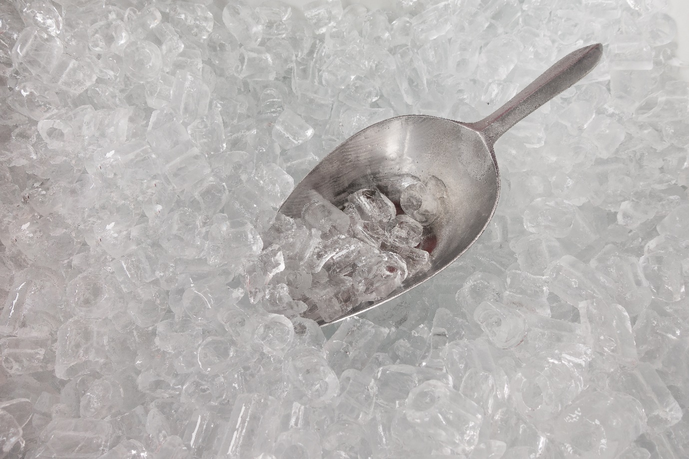 Scoop in ice